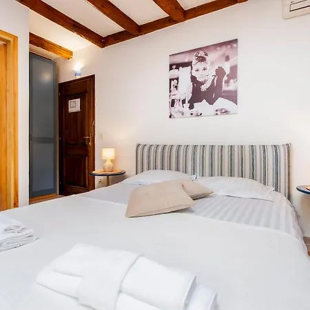 Revera 3* Rovinj