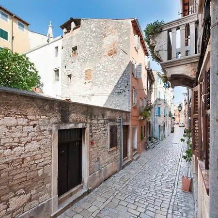 Revera Guest house 3*