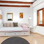 Revera Casa de hóspedes 3*